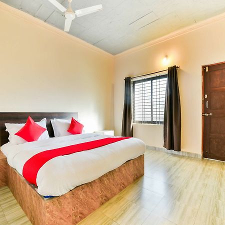 Oyo 15836 Pleasure River Front Resort Tuem エクステリア 写真